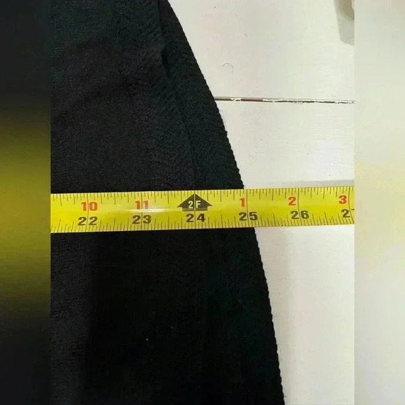 Chico’s women’s black pullover top oversized lightweight knitted v-neck size 3 - Picture 11 of 12